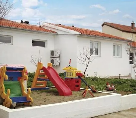 Appartement In With Terrace, Air Conditioning, Wi-fi, Washing Machine *